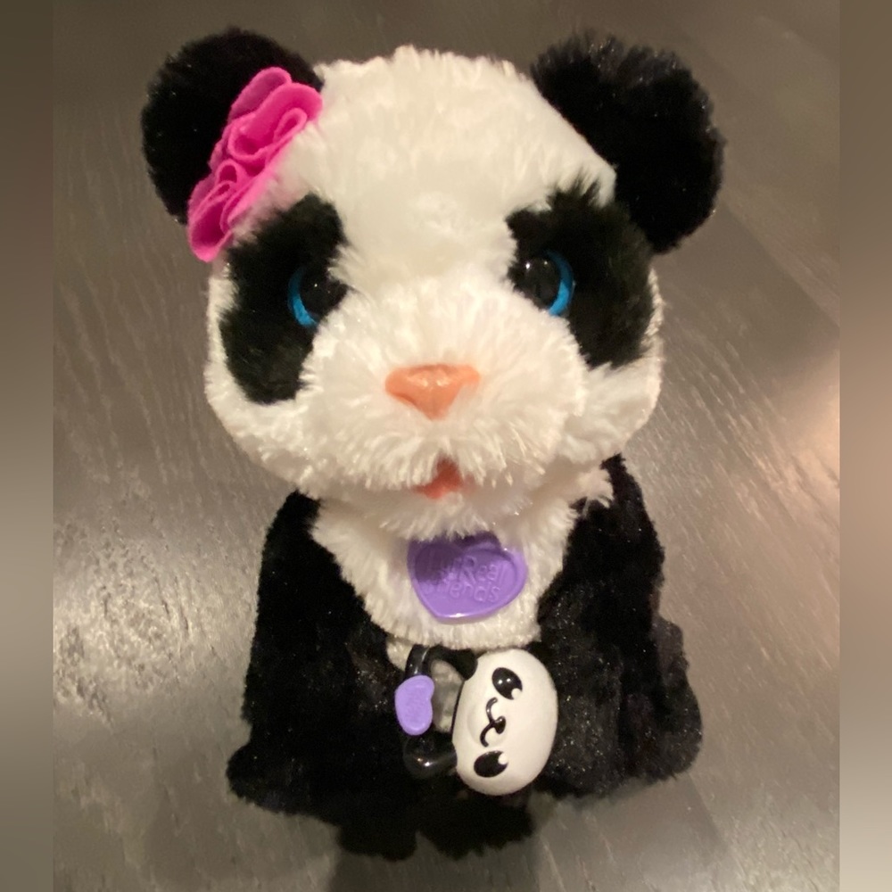 FurReal Panda PomPom
